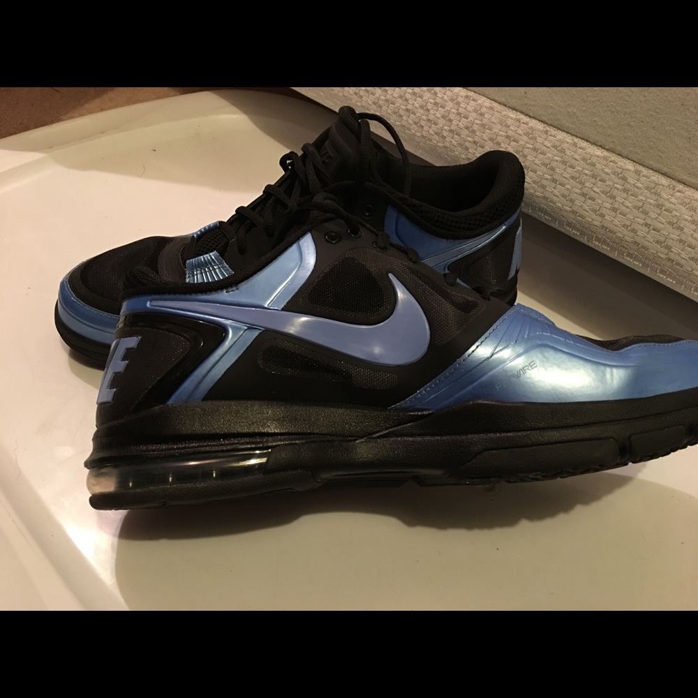Nike Trainers - Picture 2 of 4